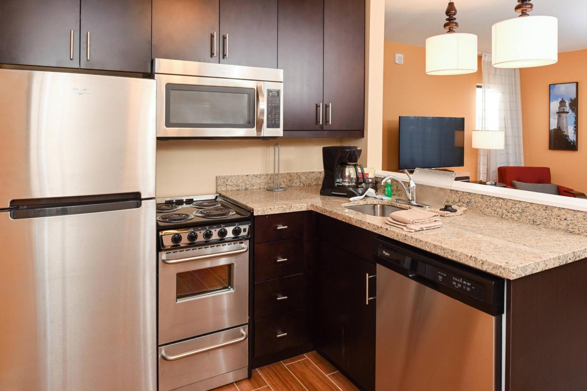 Towneplace Suites By Marriott Detroit Commerce Commerce Township Esterno foto