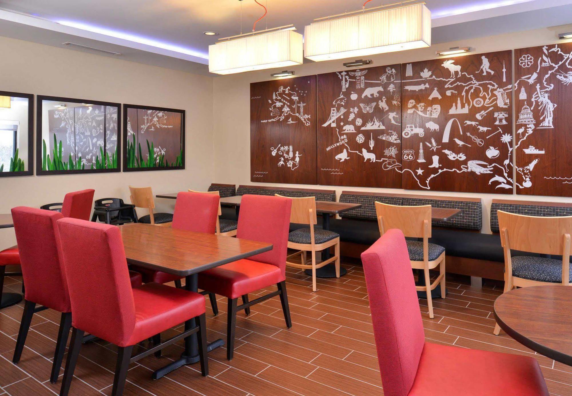 Towneplace Suites By Marriott Detroit Commerce Commerce Township Esterno foto