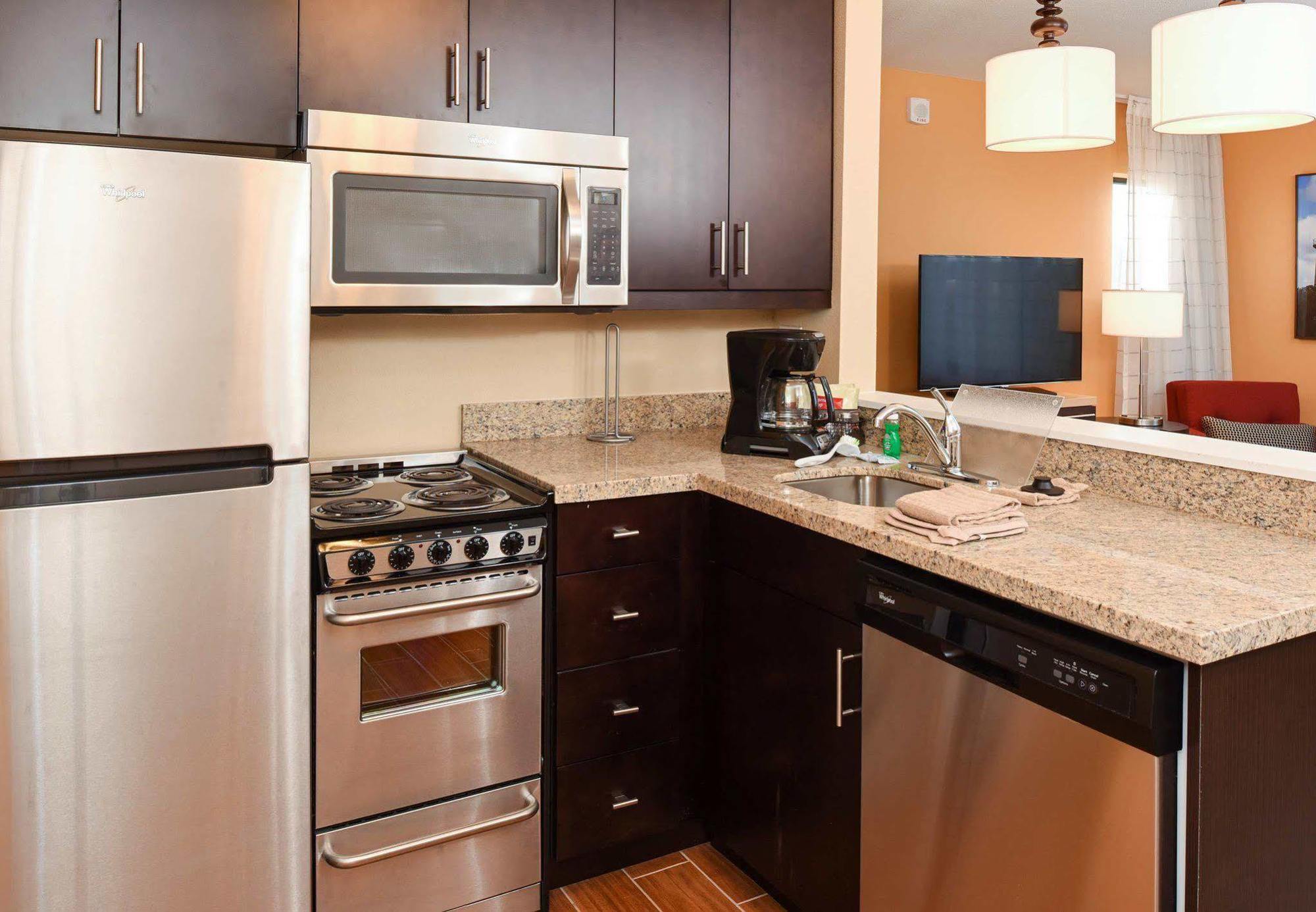 Towneplace Suites By Marriott Detroit Commerce Commerce Township Esterno foto