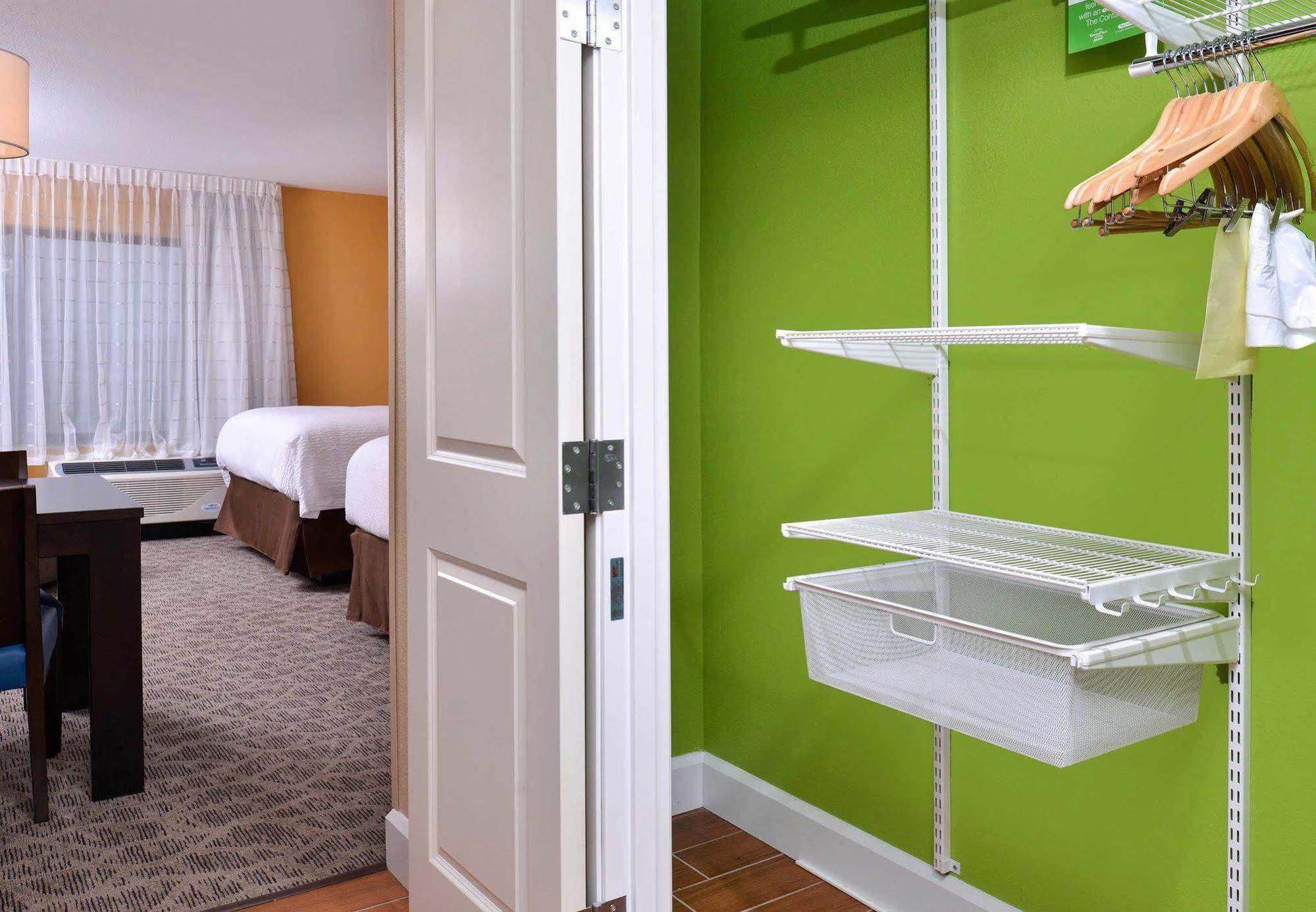 Towneplace Suites By Marriott Detroit Commerce Commerce Township Esterno foto